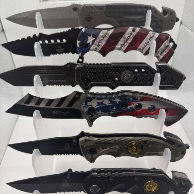 Knife Display Stand | Holds up to 6 Knives | Clear Acrylic Knife Rack Holder